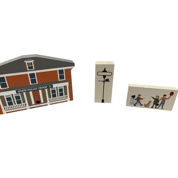 Vintage The Cat's Meow Wooden Town Set 1988-1995 Collectibles Set of 12 - Picture 10 of 15